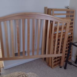 Pali Baby Crib