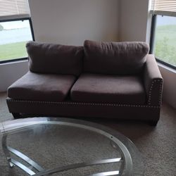 Sectional Couch With Automin 