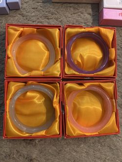 Jade bangles 75$ today deals each 58mm-62mm last 4