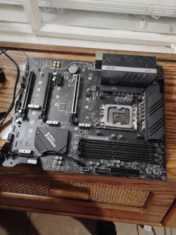 MSI Z690-A DDR4 Desktop Motherboard PROZ690ADDR4
