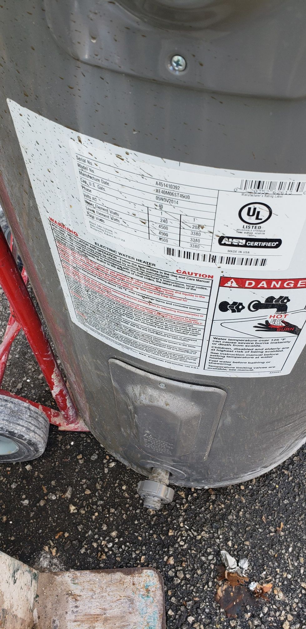 40 gal RHEEM Hot Water heater for Sale in Tampa, FL - OfferUp