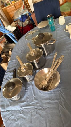 Stainless steel pots set!