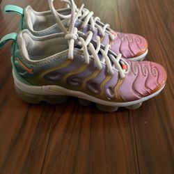 Nike Women's Air Vapor Max Plus