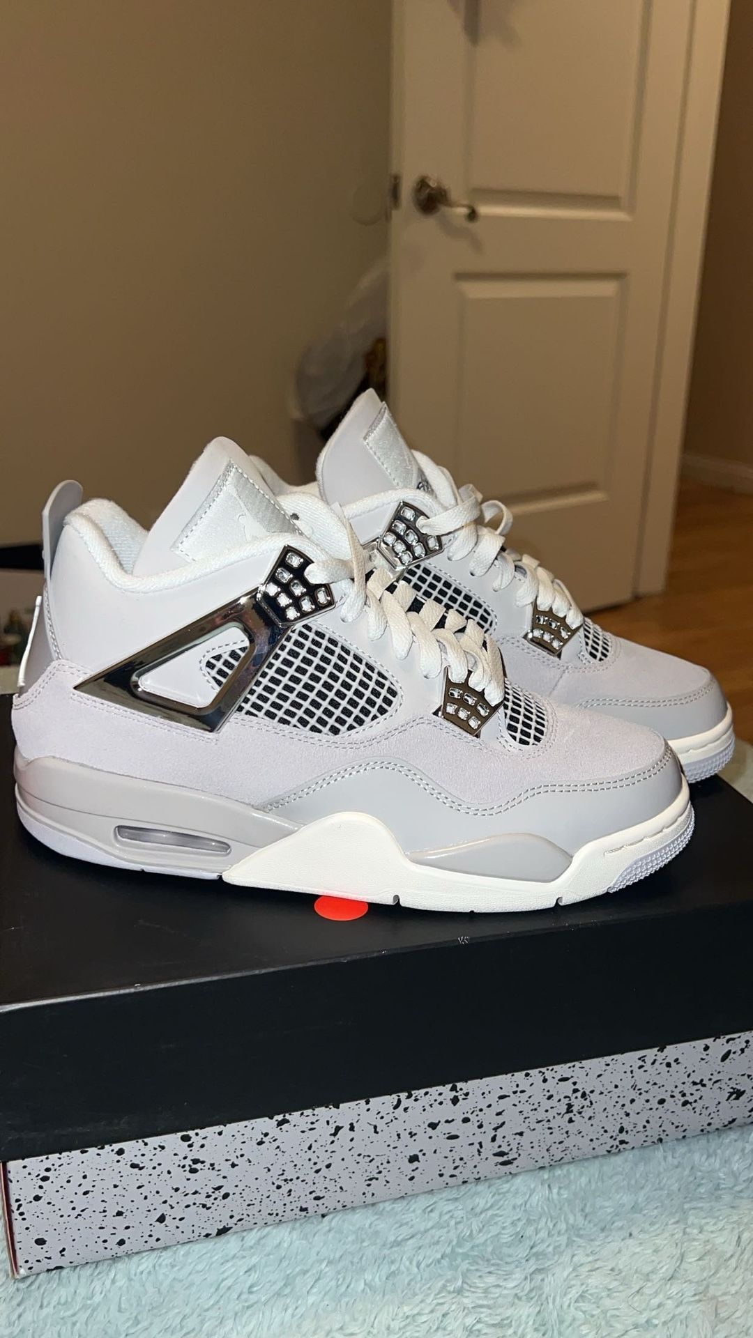 Frozen Moments Jordan 4 7.5W