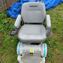 Hoveround Wheelchair Must Go Today Make Offer Have Two Batteries Need Installed Very Easy 