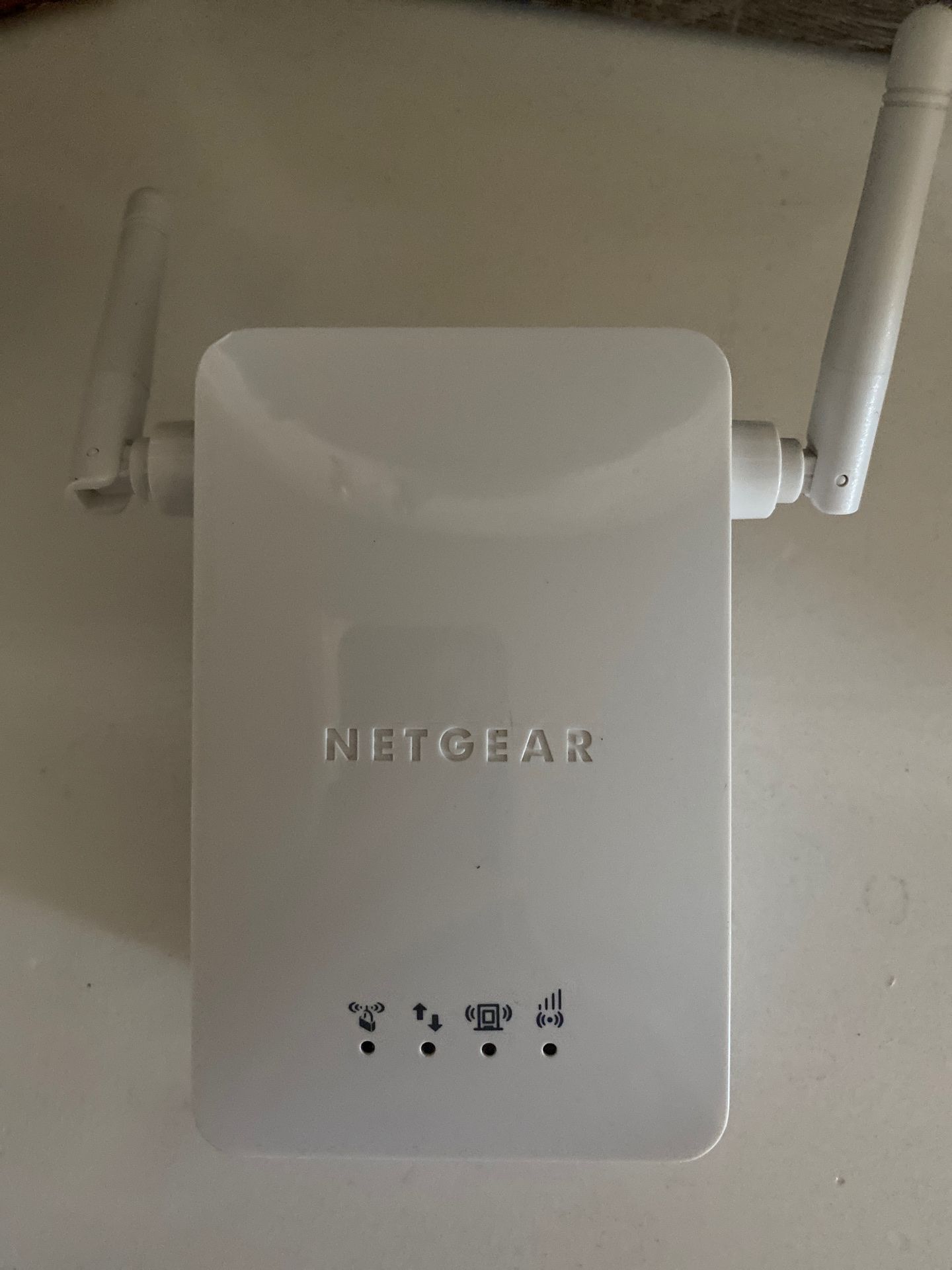 NetGear Wifi Extender: WN3000RP