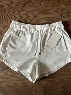 Lullulemon white shorts 3” size 8