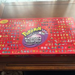 Pokemon Master Trainer Board Game-2001 Gold Vintage Hasbro 100% Complete Red Box Edition