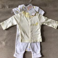 Cute Carter’s 3 Piece Baby Set