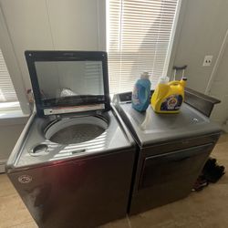 Washer/dryer Refrigerator