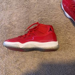 red jordan 11s