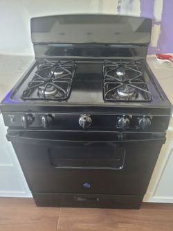 GE 30in 4.8 cuft Gas Range
