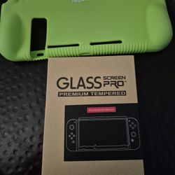 Nintendo Switch Gel Skin And Glads Screen Protector