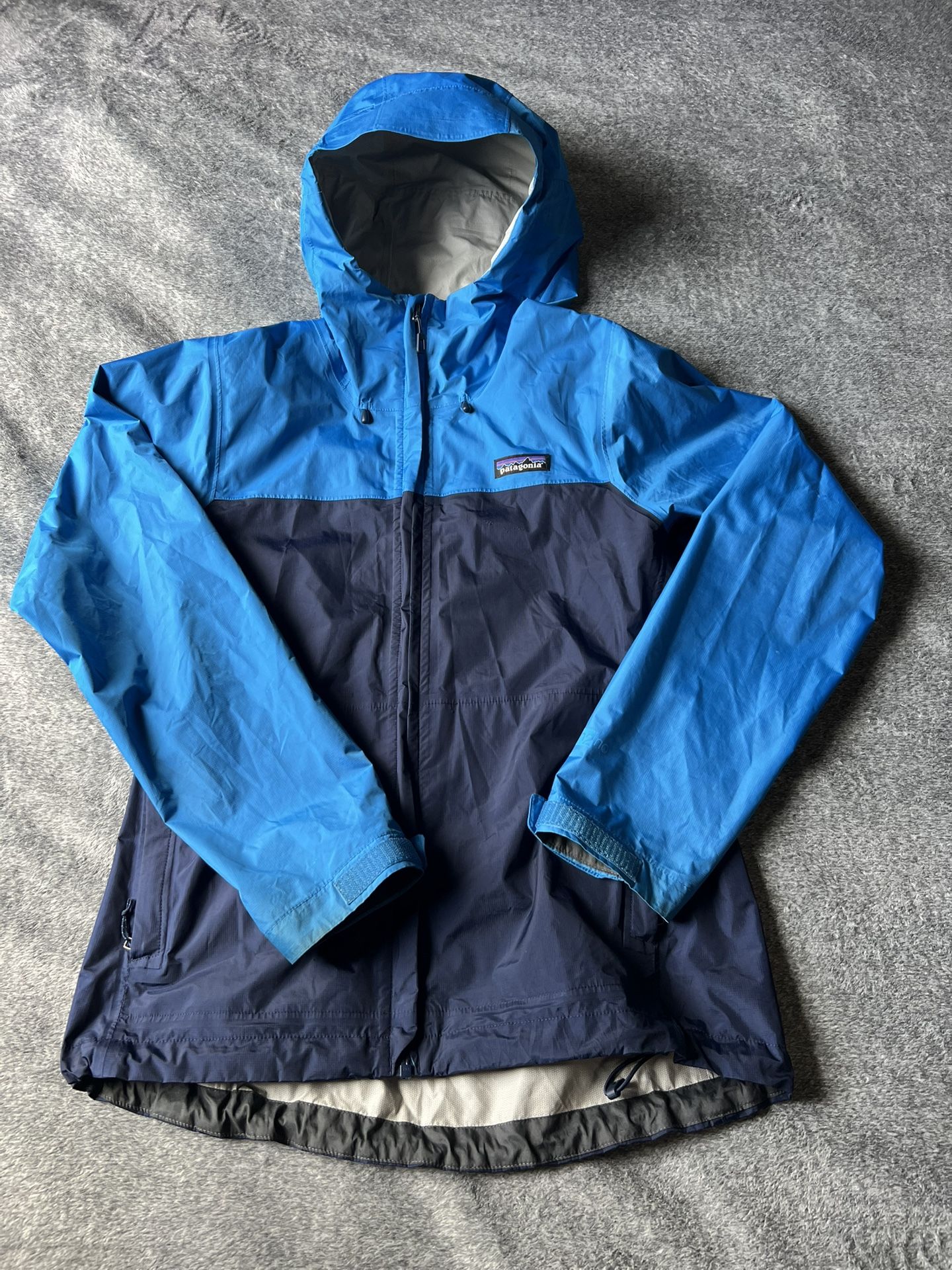 Patagonia Torrent Shell H2NO Jacket Small Blue