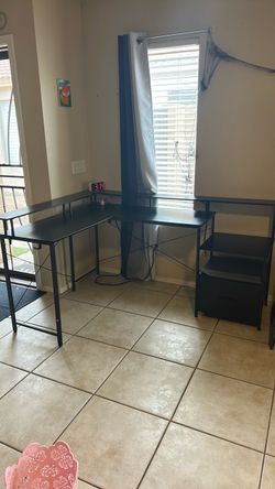 Black L shape desk