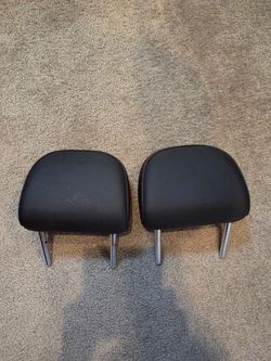 Audi A3/S3/RS3 rear headrest