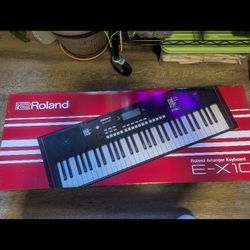 Roland E-X10 Keyboard