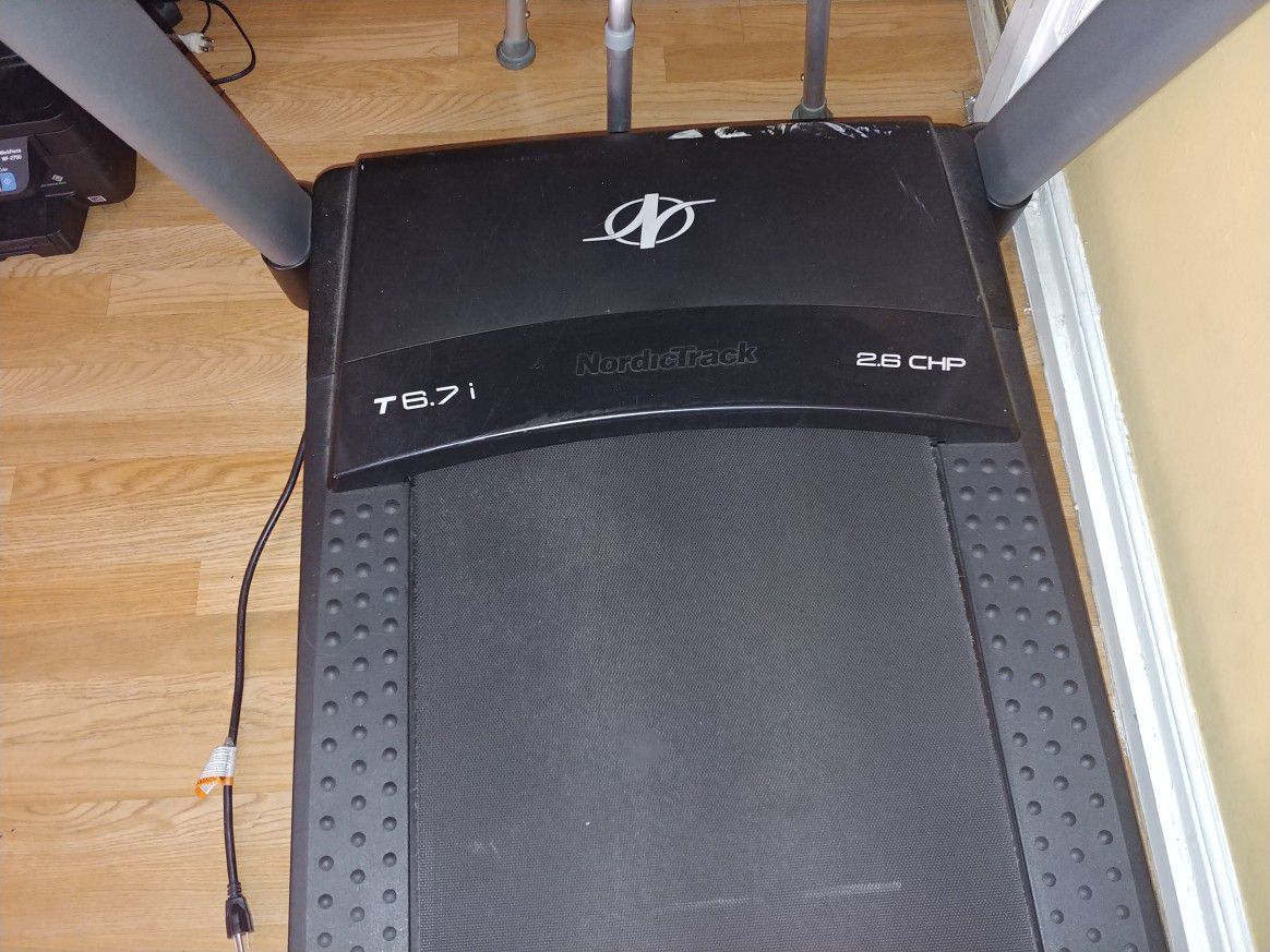Nordictrack Treadmill (T Series 6.7i)