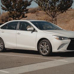 2015 Toyota Camry SE