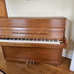 Yamaha Piano