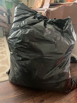 Selling Men's clothing sizes XL/XXL