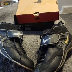 Nike Air Zoom Twitch D For Sale.