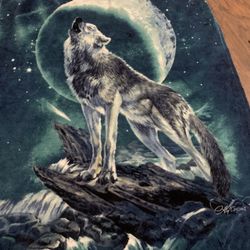 Wolf Plush Throw