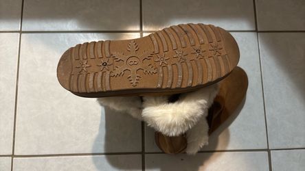 Tan Suede Boots with Faux Fur Trim