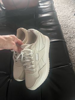 Reebok platform