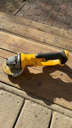 Dewalt 20v max grinder tool only