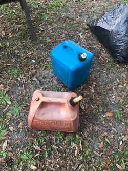 10 Gas Cans For Sale