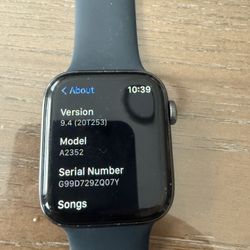 Apple Watch SE 44mm 
