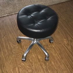 Adjustable Height Tattoo Chair Thick Pad Comfy