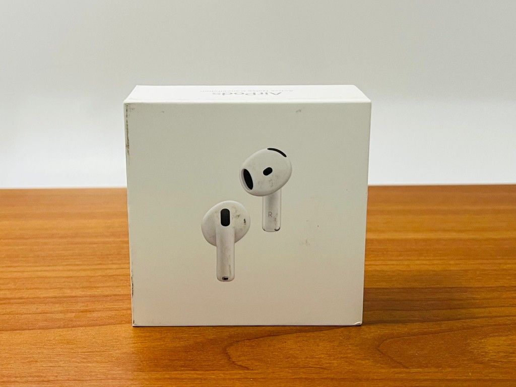 APPLE AIRPODS 4 with Active Noise Cancellation NEW SEALED