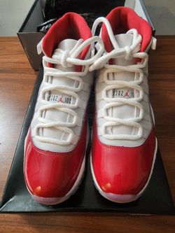Air Jordan 11 Cherry Sz 7.5