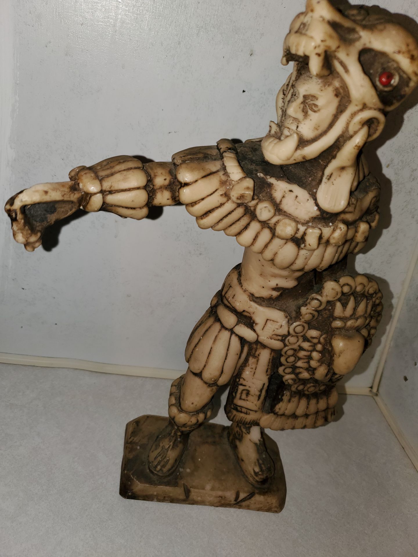 AZTEC STATUE..CHECK OUT MY PAGE FOR MORE...SE HABLA ESPANOL...