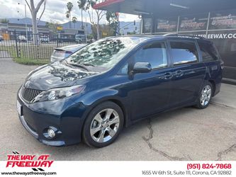 2012 Toyota Sienna