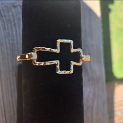 Gold Cross  Bracelet 
