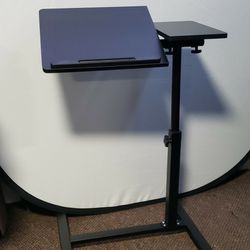 Open Box Rolling Laptop Table $10