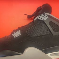 Jordan 4s