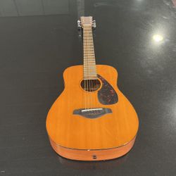 Yamaha Guitar Good For Beginning To Learn Guitar!