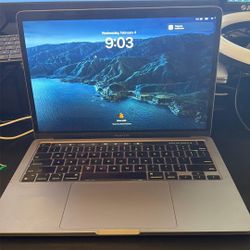MacBook Pro 13in 250GB M2 16GB Ram