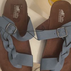Sandles