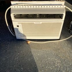 Window AC Unit