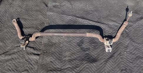 86-93 ford Mustang Foxbody Aftermarket Big Sway Bar.