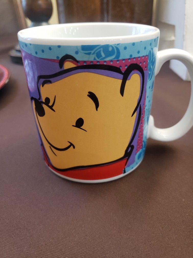 1997 DISNEY WINNIE-THE-POOH COFFEE MUG