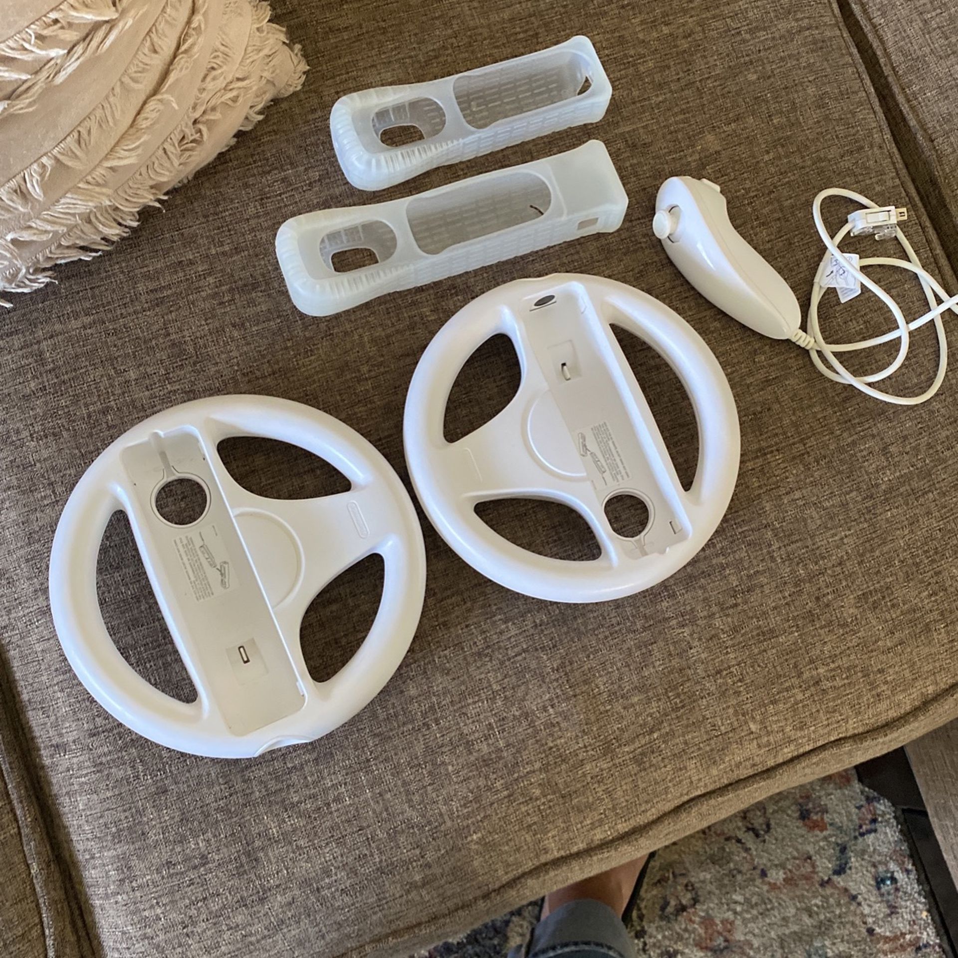 Wii Steering Wheels, Nunchuck & Covers