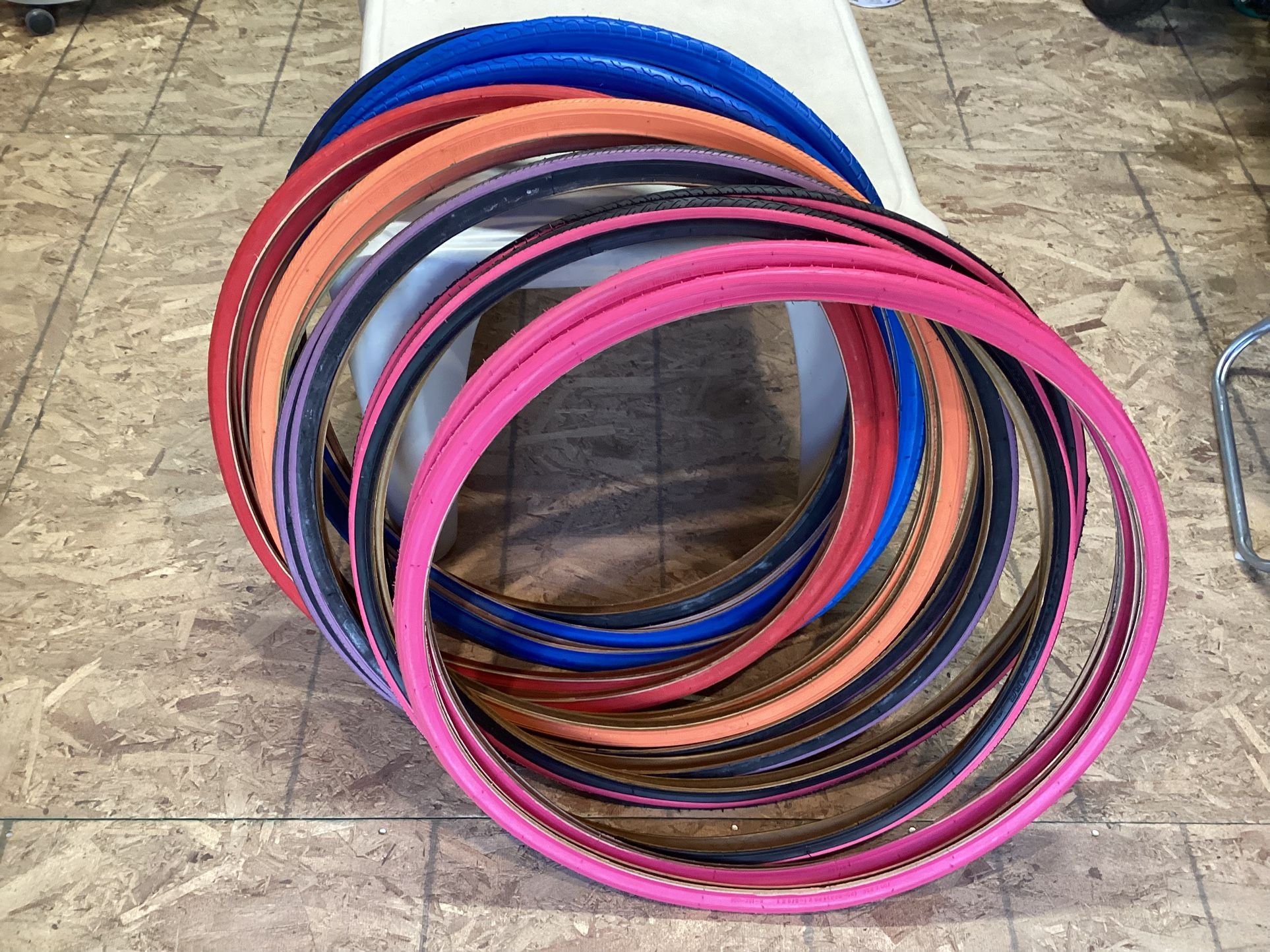BIKES FIXIE TIRES
