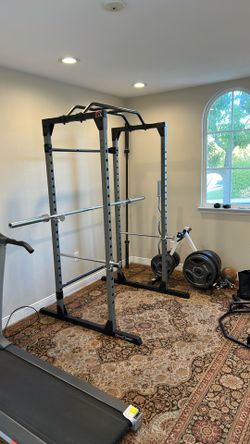 Squat rack