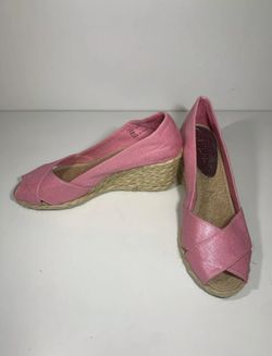 Lauren Ralph Lauren Pink Wedge Heels Size 7